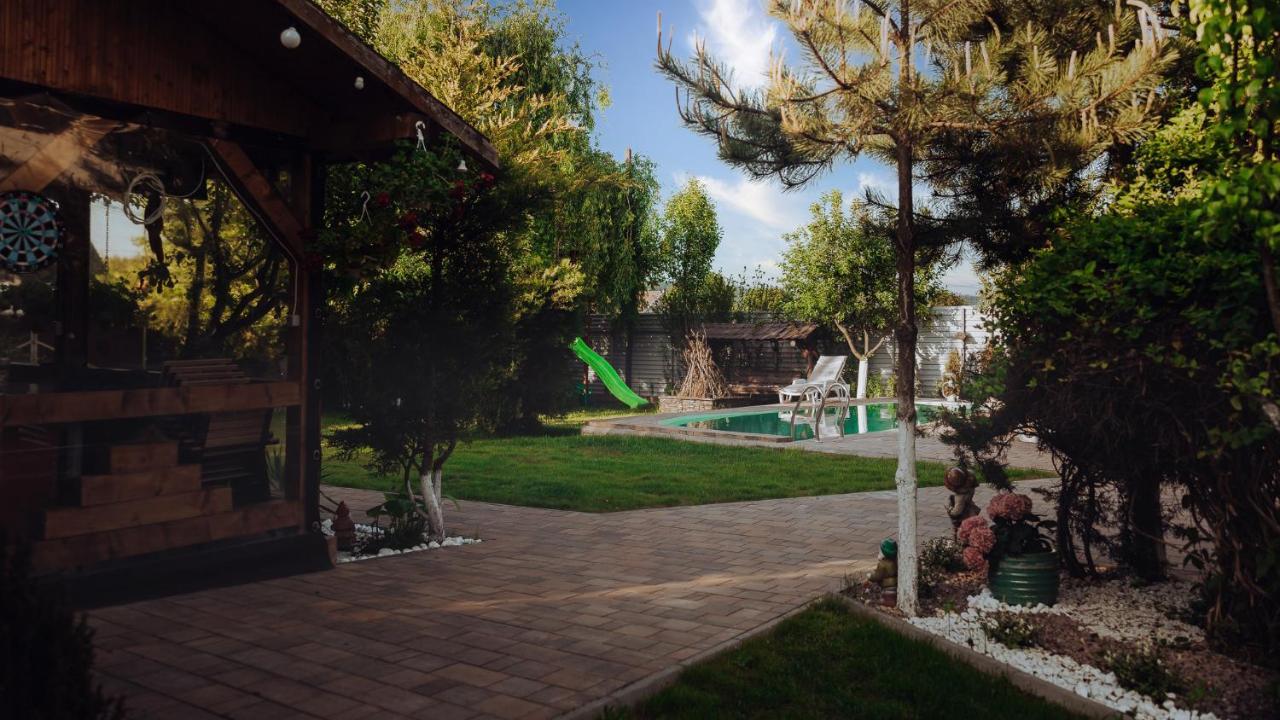 Vila Casuta De Sub Deal - Ciubar Si Piscina Măgura Exteriér fotografie