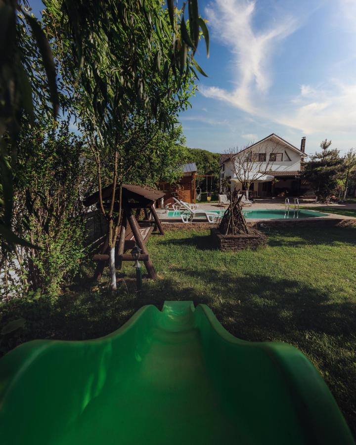 Vila Casuta De Sub Deal - Ciubar Si Piscina Măgura Exteriér fotografie