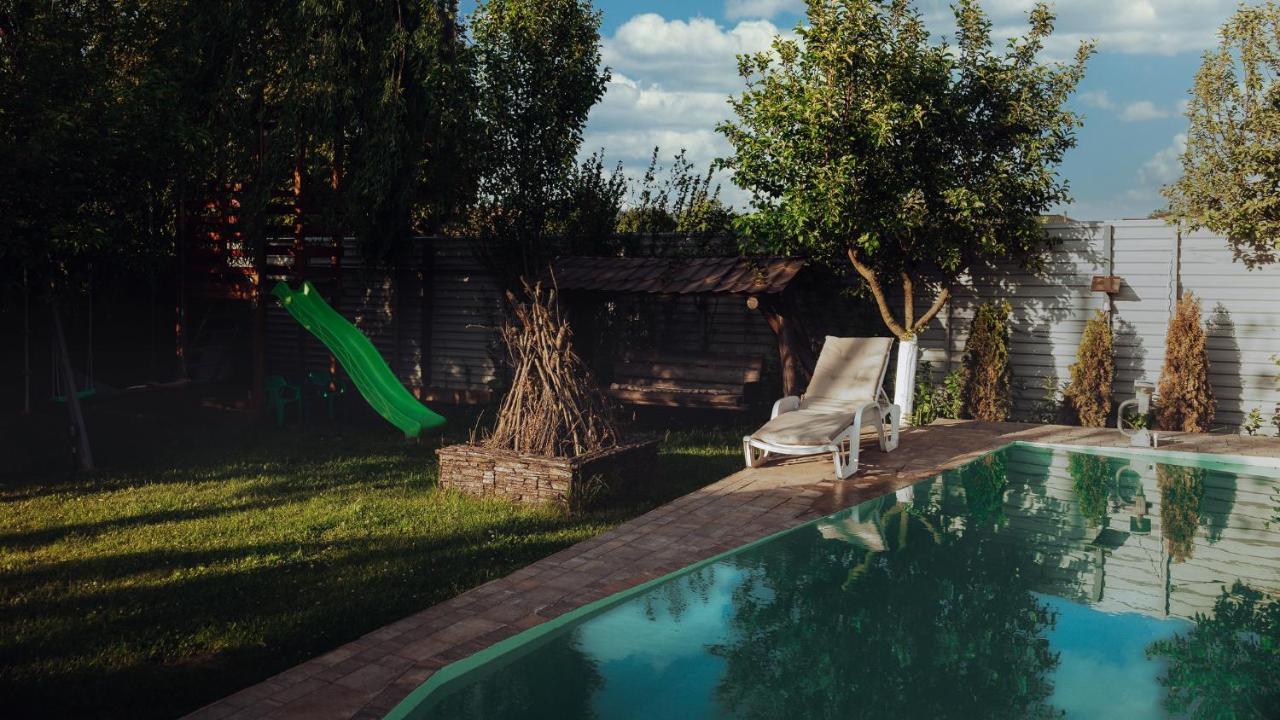 Vila Casuta De Sub Deal - Ciubar Si Piscina Măgura Exteriér fotografie